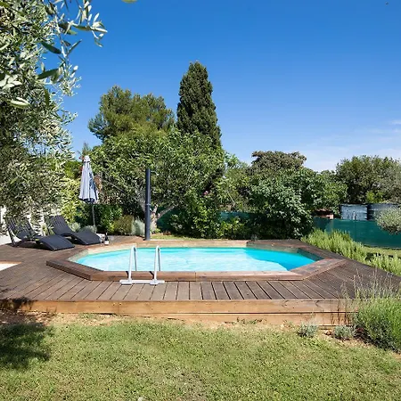 Nyaraló House Olive Pomer