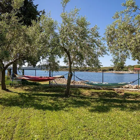 House Olive - Managed By Travel Istria פומר